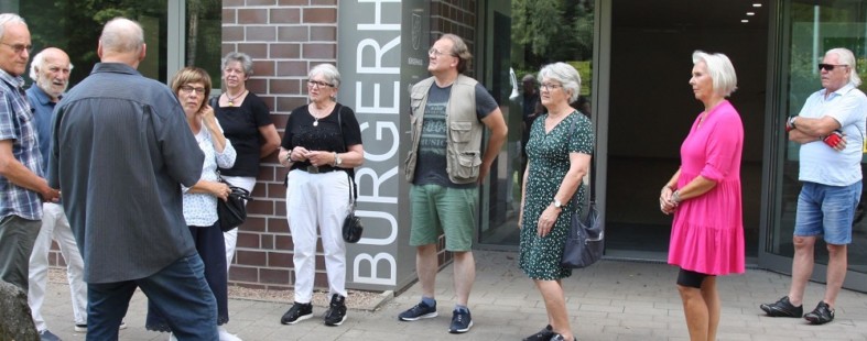 Besprechung im Juni 2022